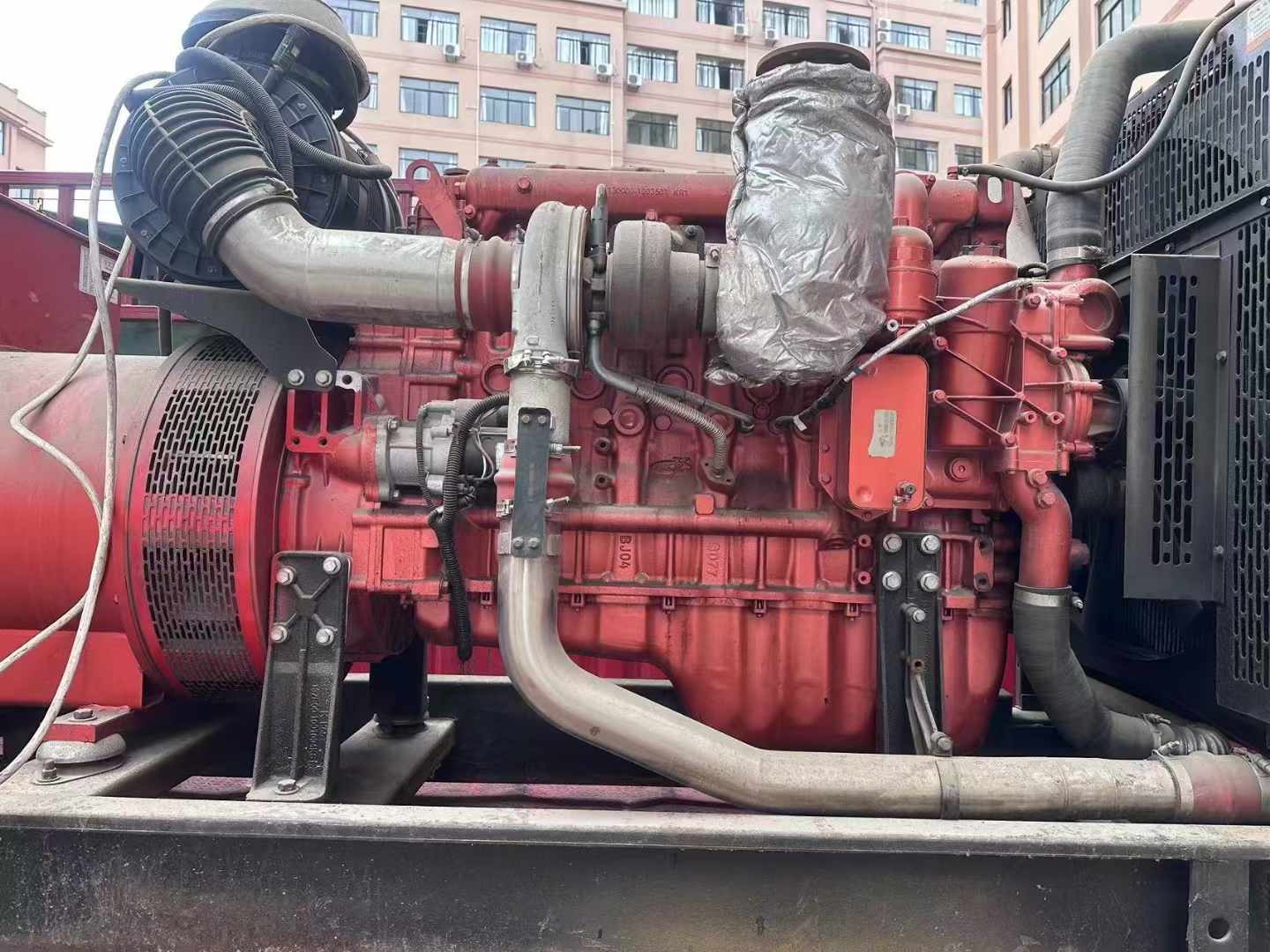 拉孜如何选择适合 600kW 柴油发电机组的过载保护器？